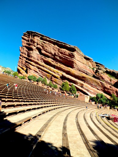 Seating over 9.000 people, the Red Rock Open Air Theater is famous for its wonderful acoustic and once-in-a-lifetime musical experiences. The huge red rocks on each side (ship -and creation rock) create a powerful and impressive surrounding for the magic. 